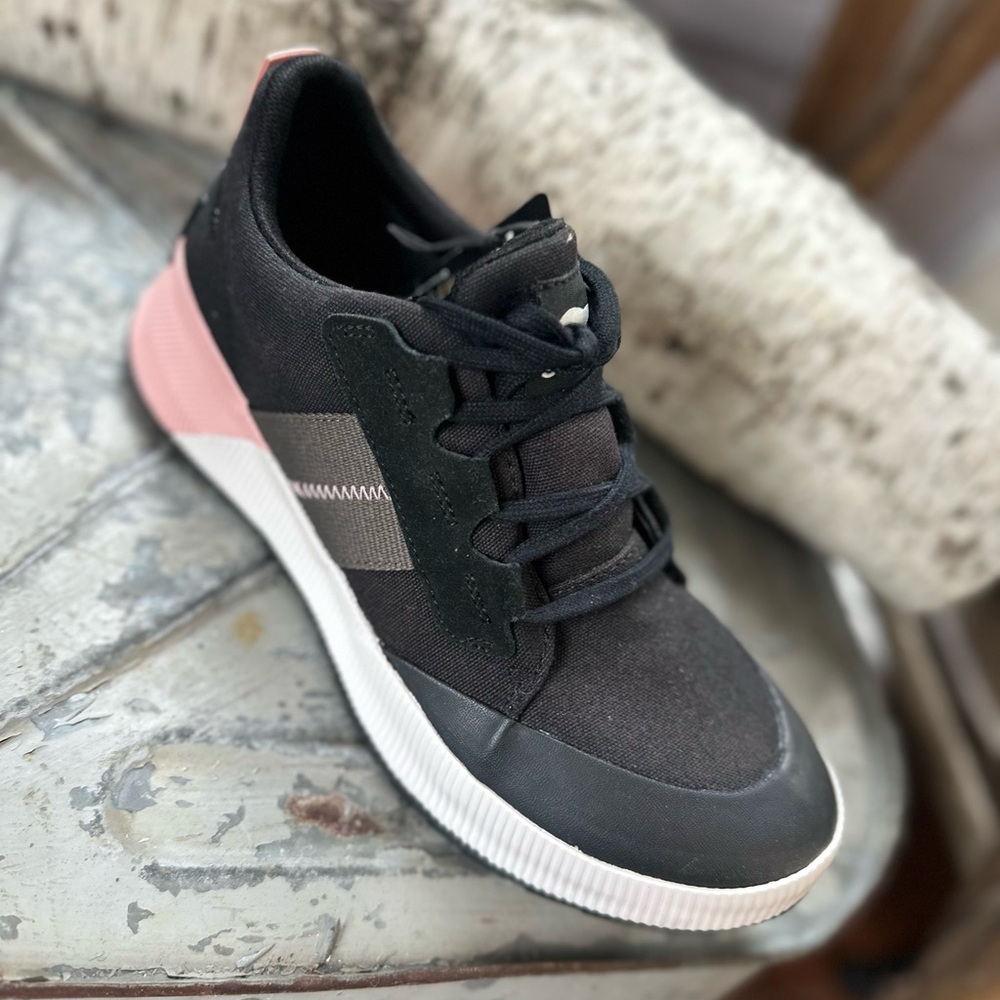 Sorel Out N About Low Sneaker Canvas WP